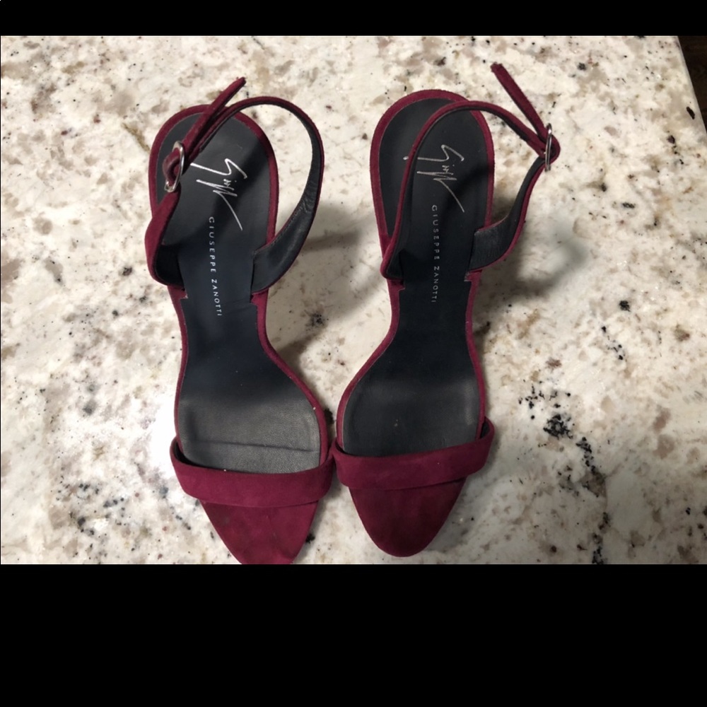 Gorgeous suede sexy heel ❤️